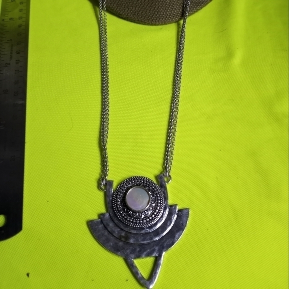 Silvertone abalone large pendant necklace lucky brand - Picture 1 of 7